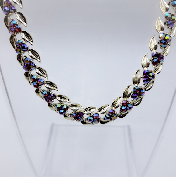 Vintage Coro Red Aurora Borealis Collar Necklace - Picture 2 of 7